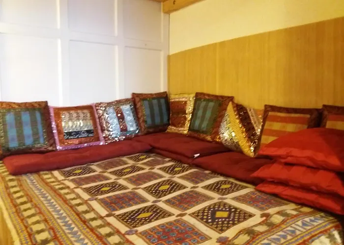 Only Female Bedroom In A Share Flat In Vinohrady Appartement *
